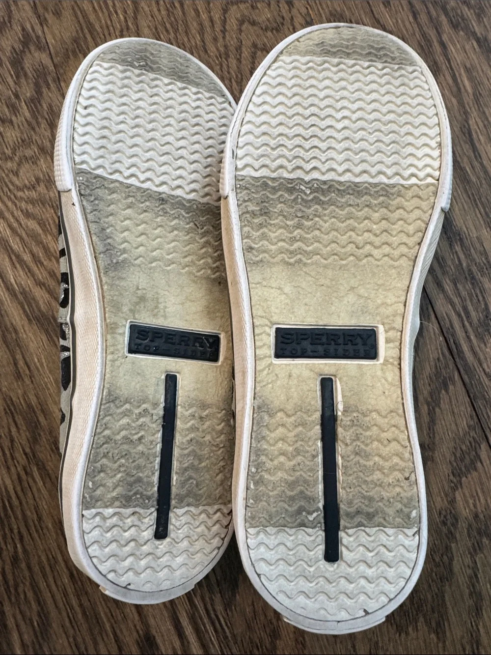 Sperry Kids Leopard Moccasin Boat Shoes !